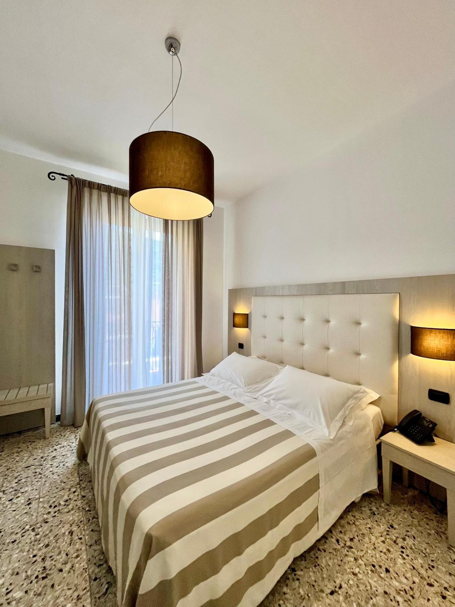 מונטרוסו אל מארה Albergo Degli Amici מראה חיצוני תמונה